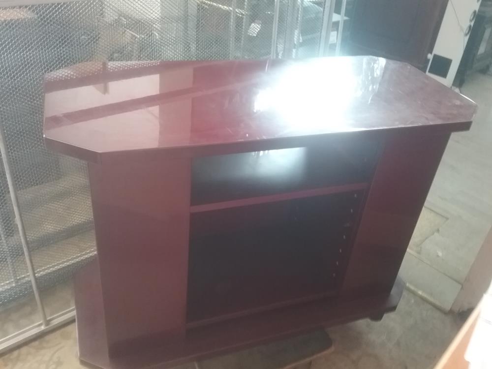 MEUBLE TV LAQUE ROUGE