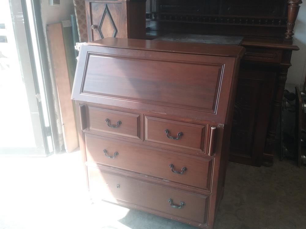 SECRETAIRE EN L'ÉTAT 