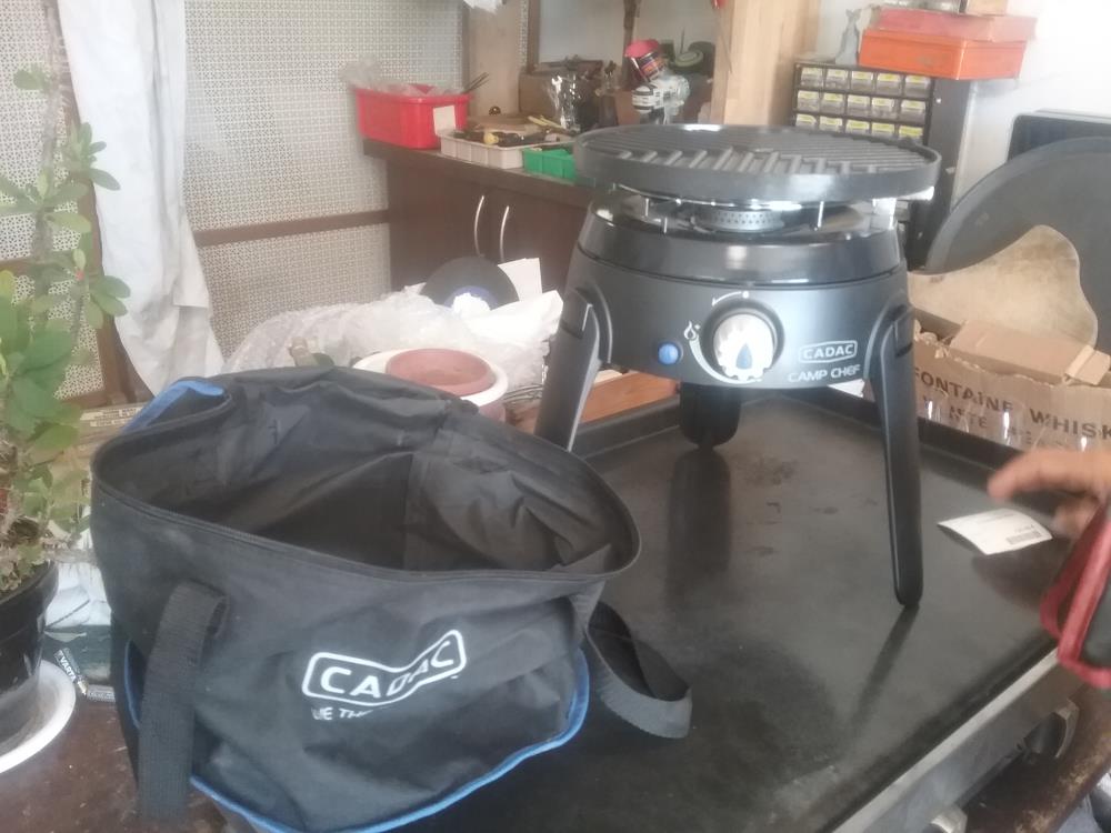 GRILL GAZ  CAMP CHEF  CADAC NEUF