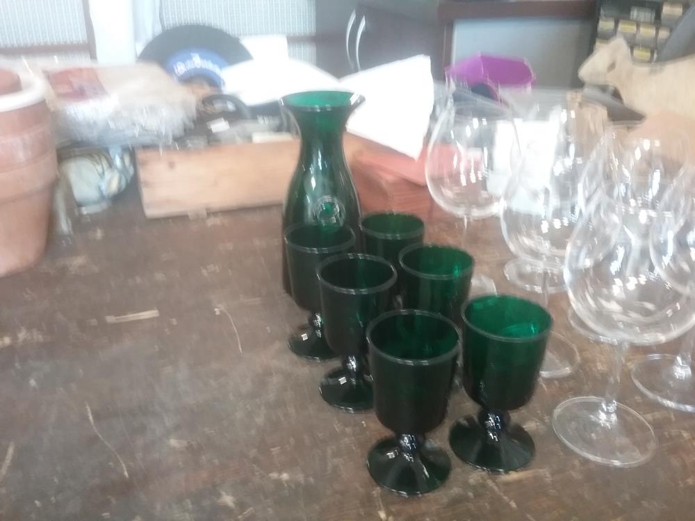 SERVICE VERRE VERT