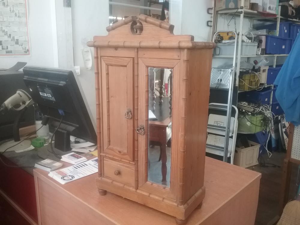 ARMOIRE POUPEE BAMBOU PICHPIN