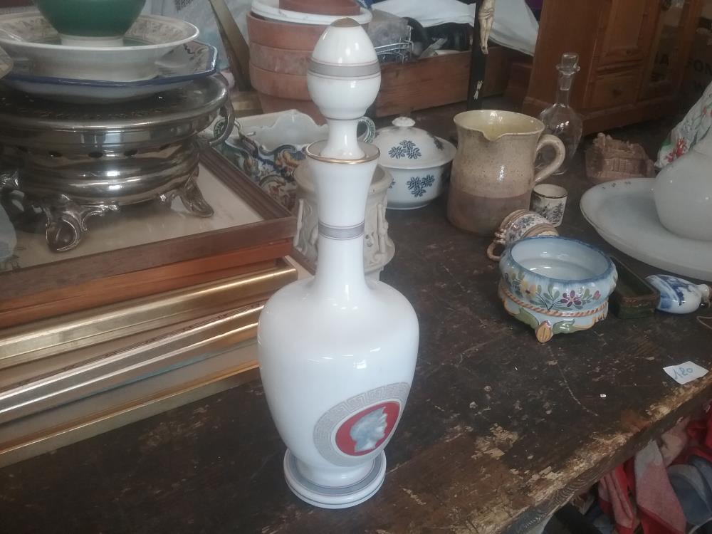 CARAFE OPALINE 