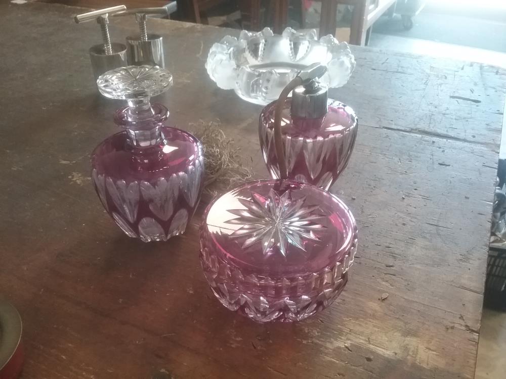 NECESSAIRE DE TOILETTE ST LOUIS 