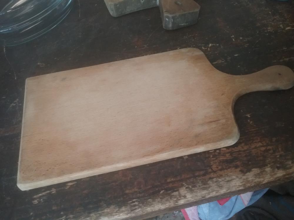 PLANCHE A DECOUPER HETRE