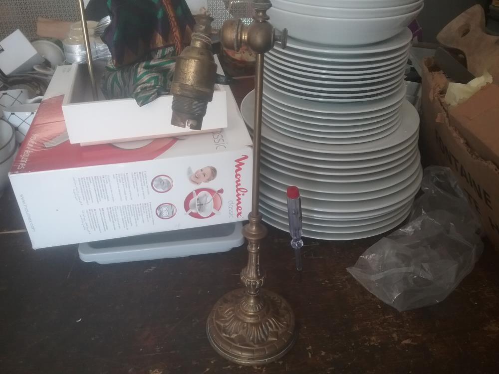 PIED DE LAMPE BRONZE 