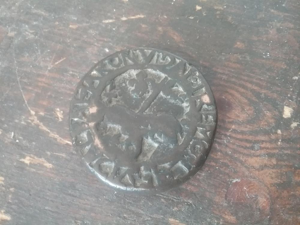 POIDS DE VILLE BRONZE 1675