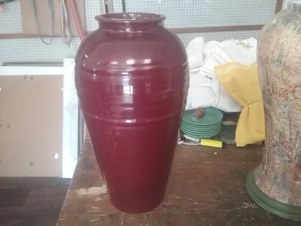 VASE ROUGE AN 50