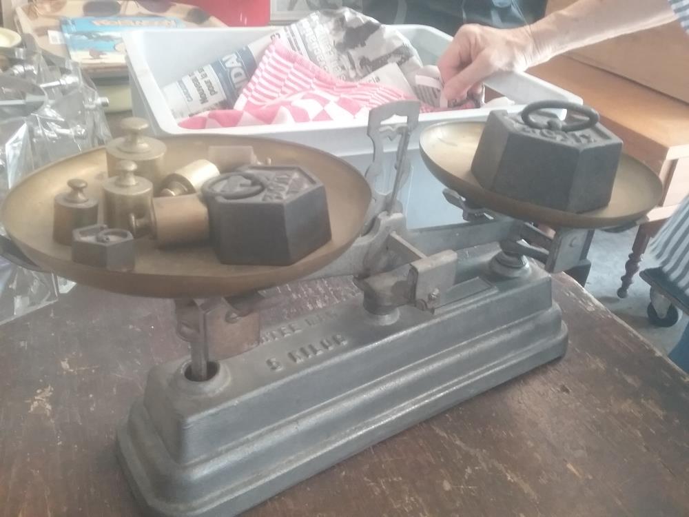 BALANCE 5 KG ET POIDS