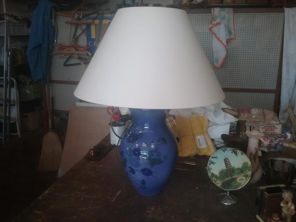 LAMPE BLEU CERAMIQUE