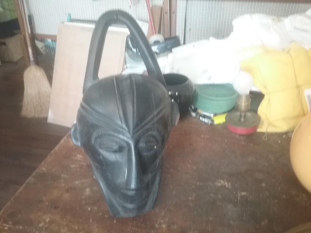 AQA TETE AFRIQUE EBENE