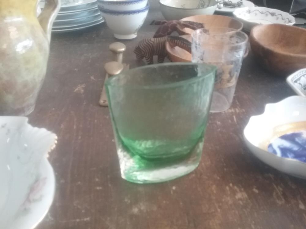 VASE VERRE VERT