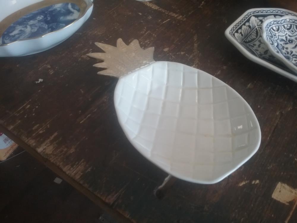 VIDE POCHE ANANAS