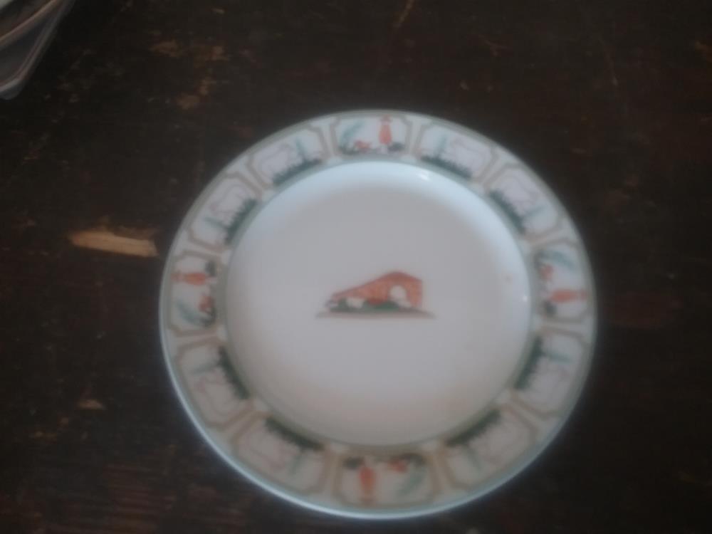 ASSIETTE PILLIVUYT