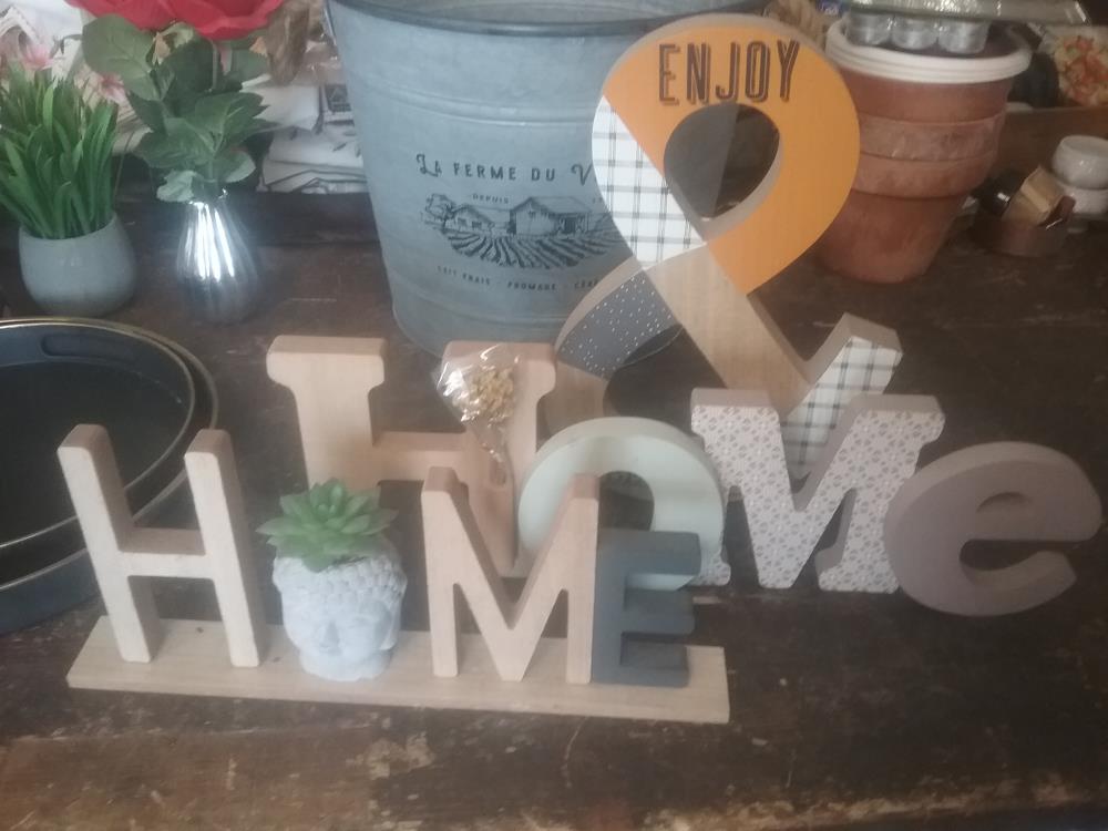 DECO HOME