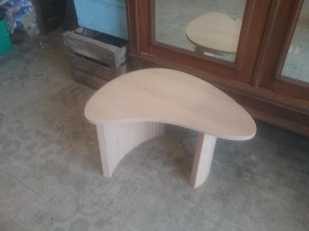 TABLE D'APPOINT 