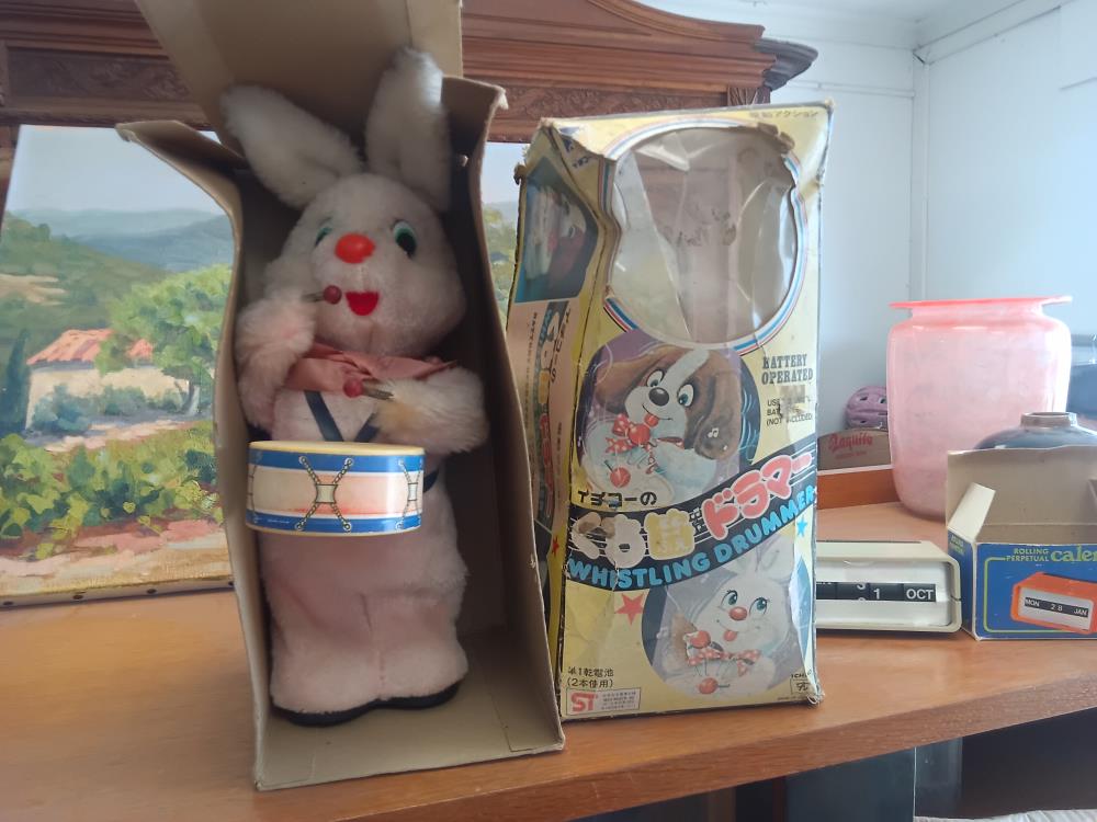JOUET LAPIN 