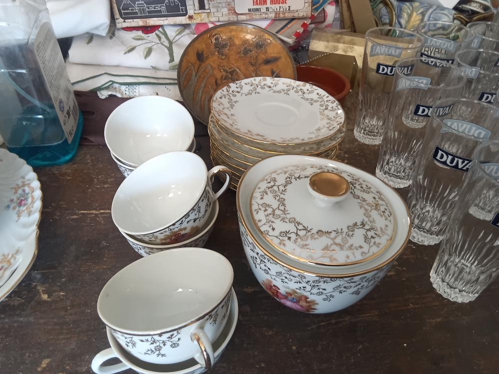 PARTIE SERVICE PORCELAINE