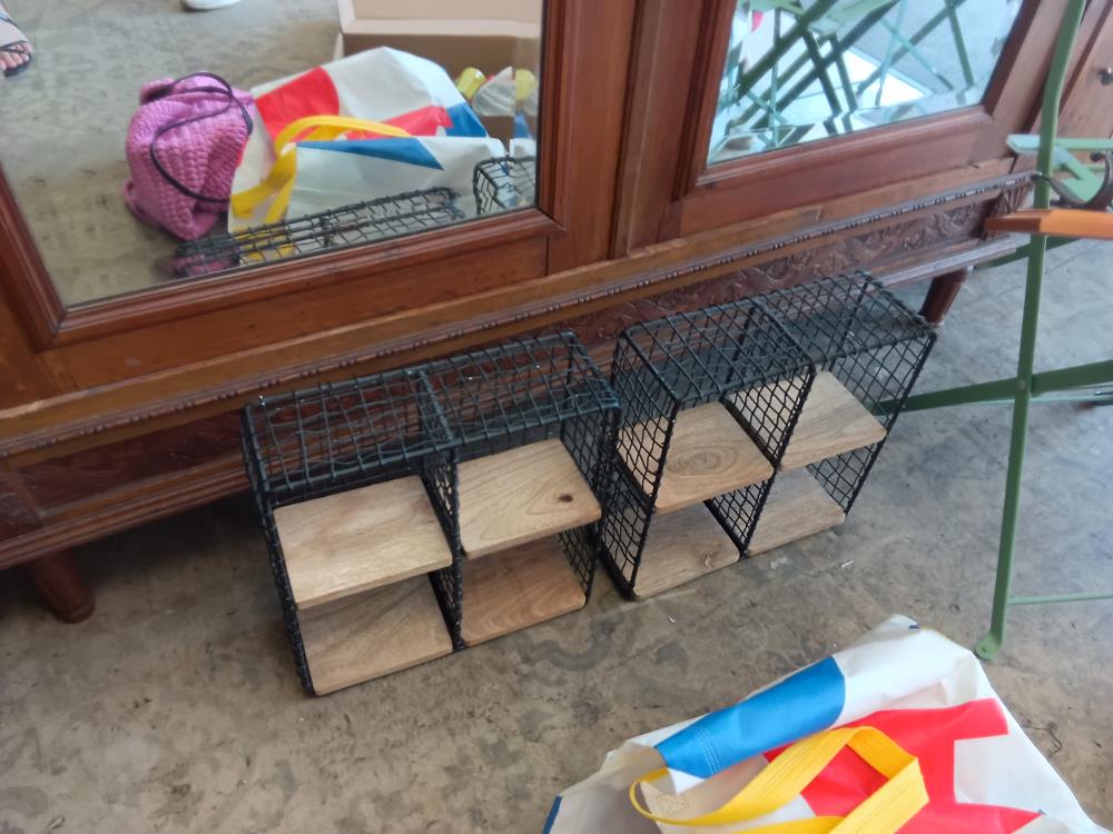 PETITE ETAGERE 