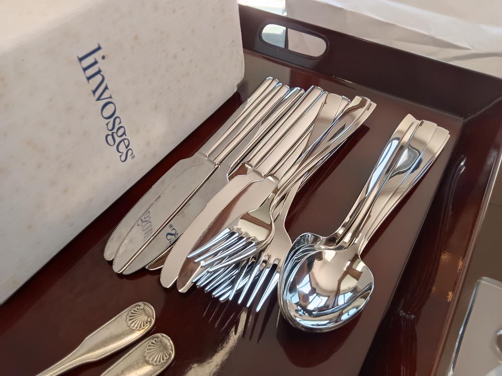 MENAGERE INOX 18 COUVERTS