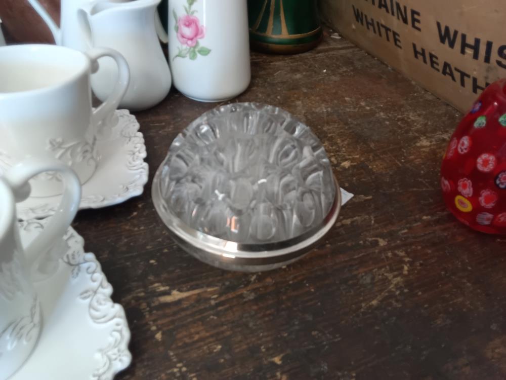 PIQUE FLEURS VERRE
