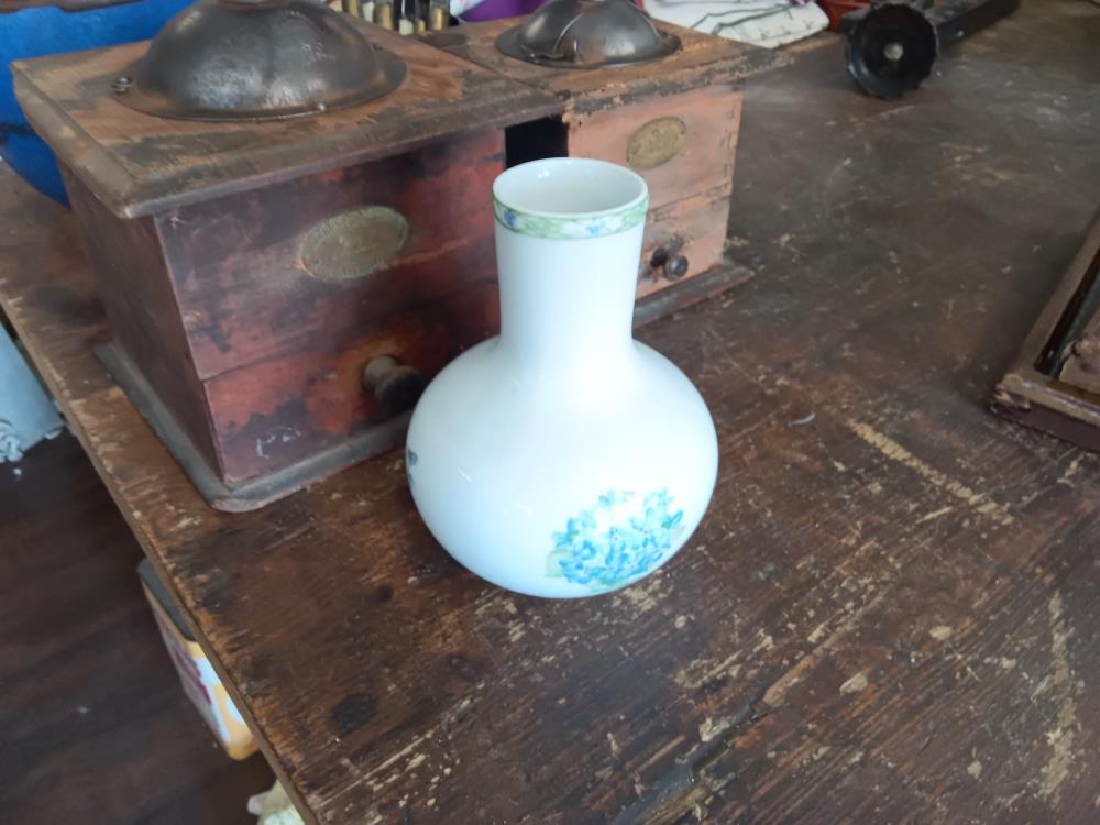 VASE PORCELAINE PARIS