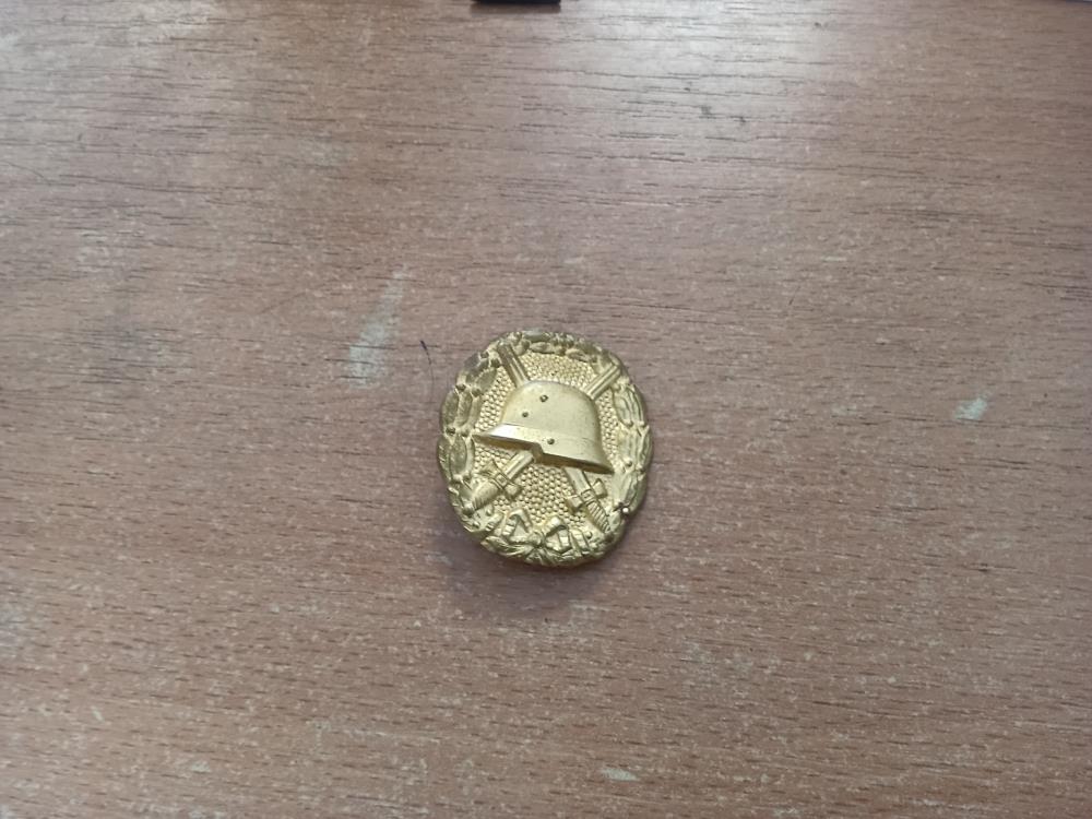 MEDAILLE BLESSE DE GUERRE GOLD