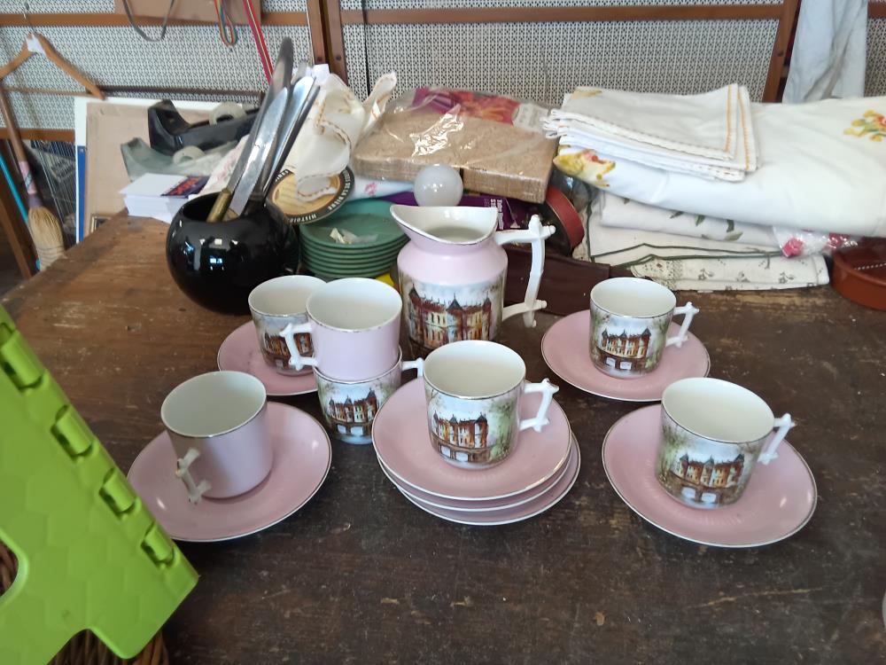 SERVICE A CAFE ROSE