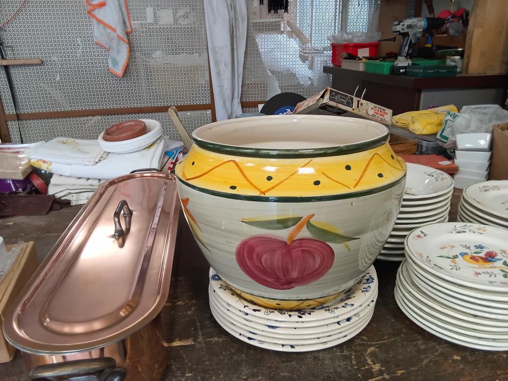 CACHE POT CERISES
