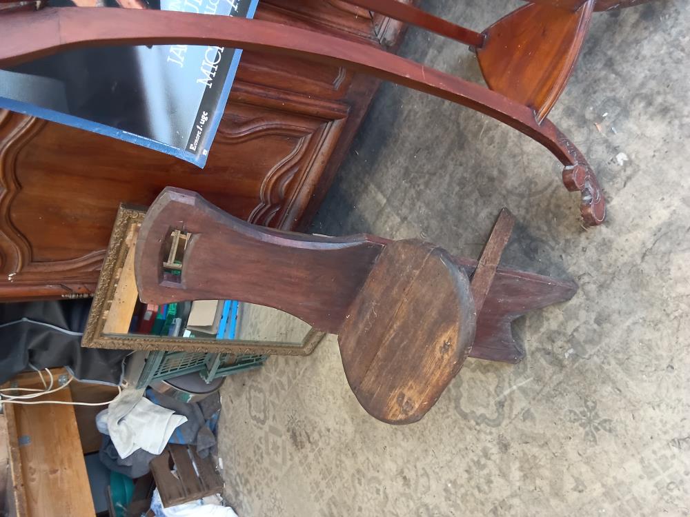CHAISE BRUTALISTE