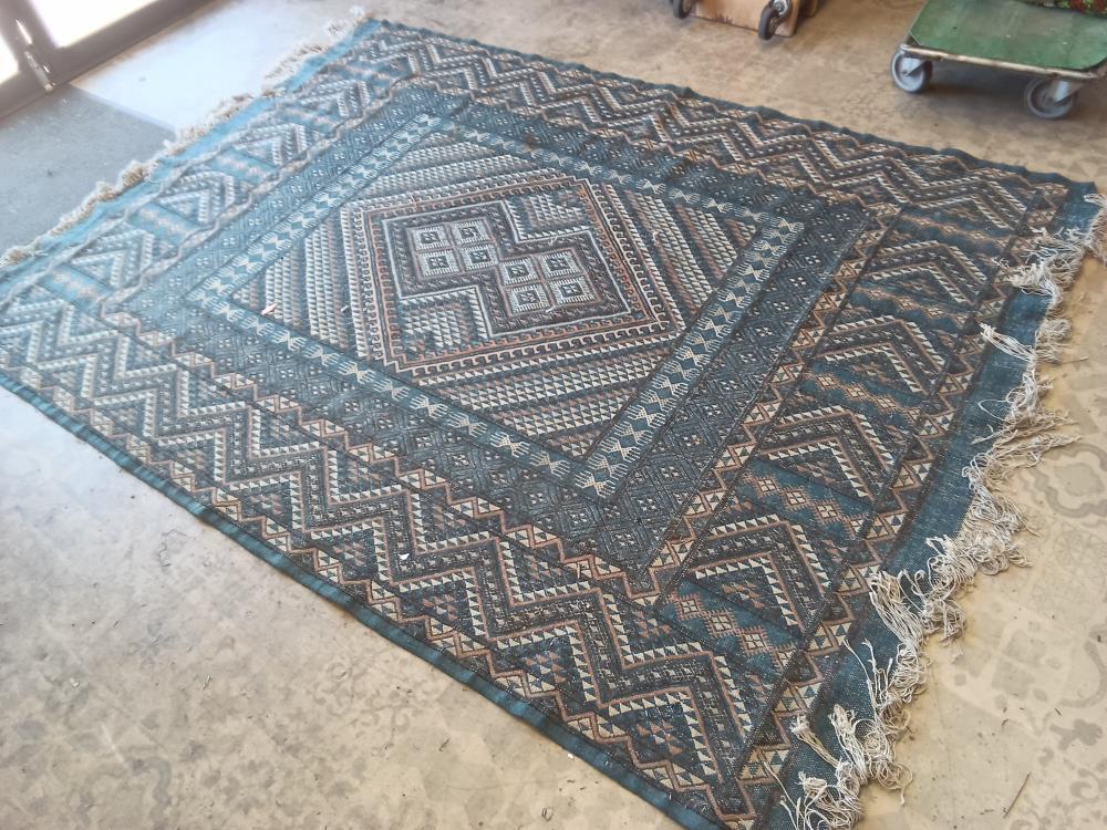 KILIM BLEU 180X245