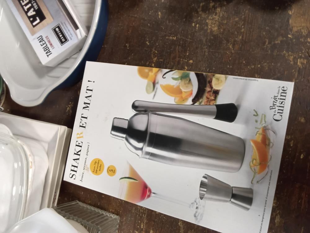 SET SHAKER