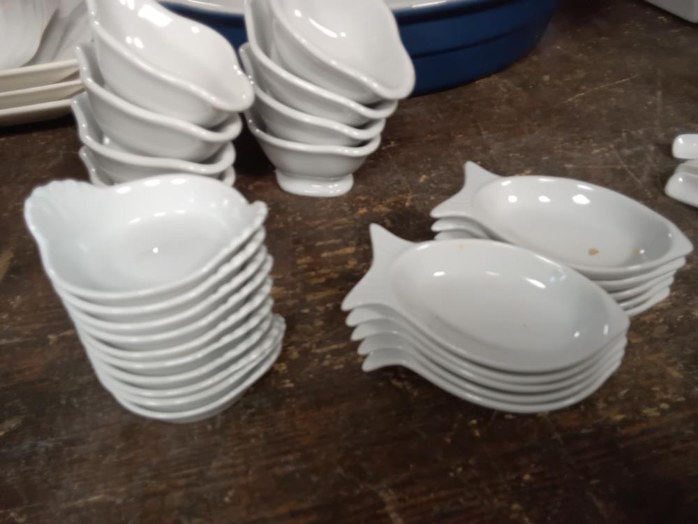 10 MINI ASSIETTES ÀMMUSE-GUEULE