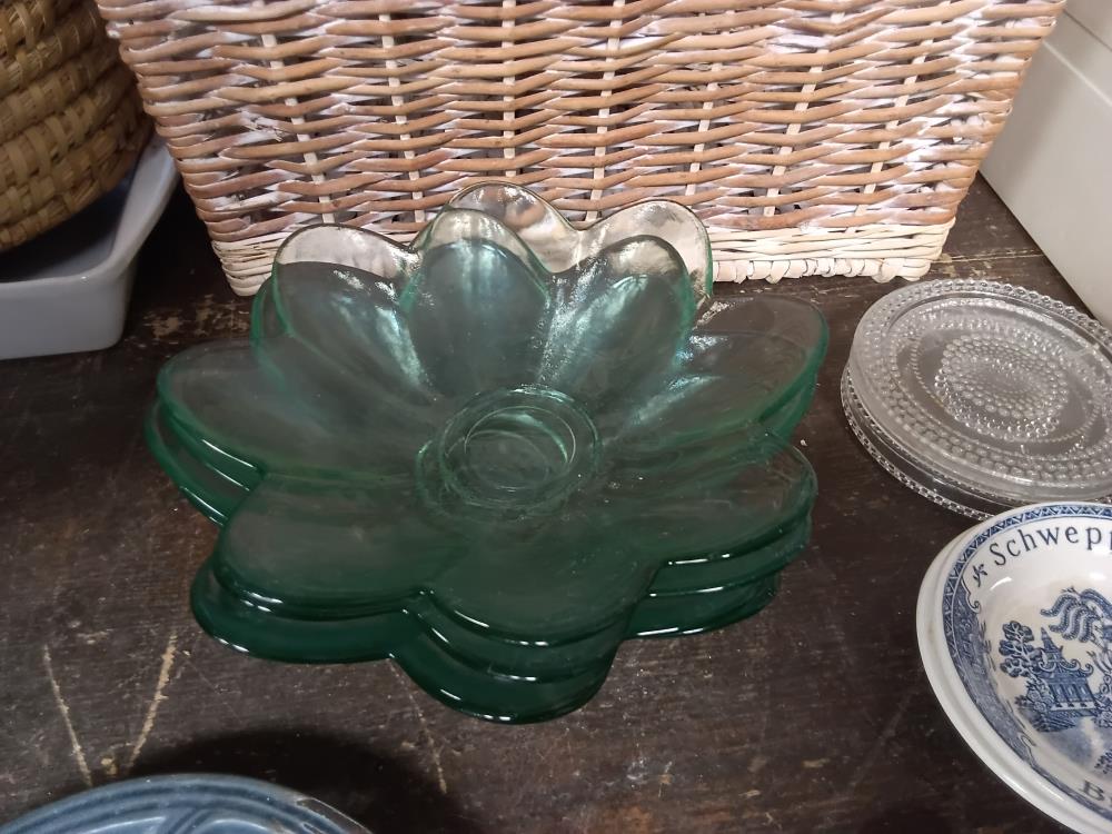 PETIT PLAT EN VERRE  FLEUR
