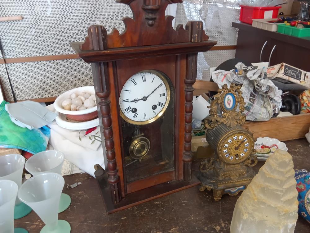 PENDULE ANCIENNE BOIS EN L'ÉTAT