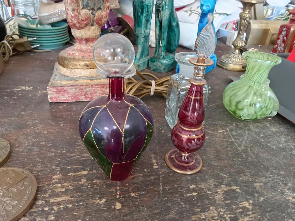 PETIT FLACON À PARFUM EN VERRE