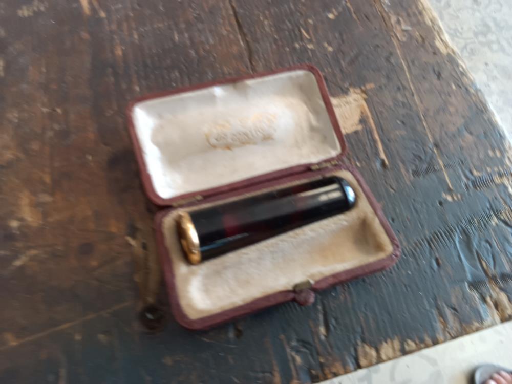 FUME CIGARETTES BAGUE OR