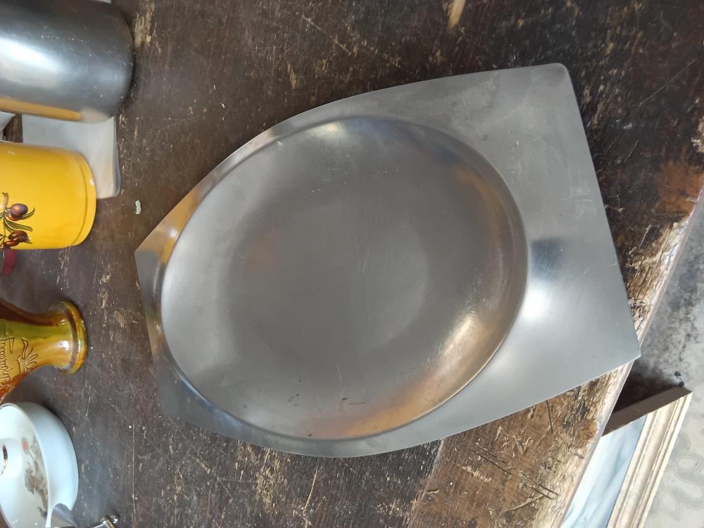 PLAT AN  SOIXANTE-DIX INOX