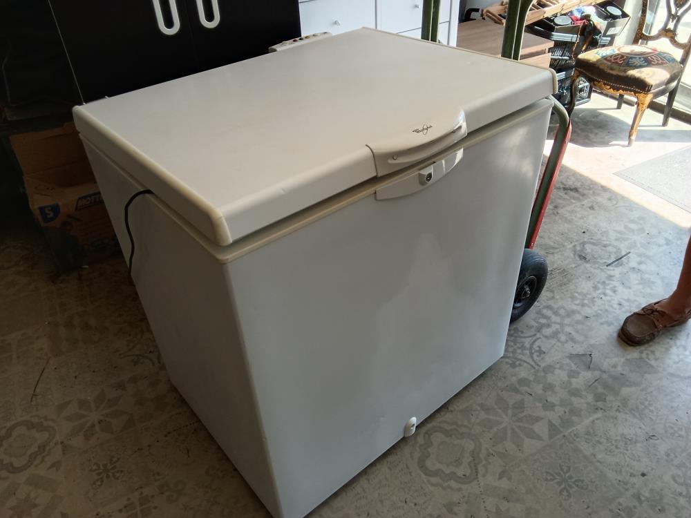 CONGELATEUR COFFRE WHIRLPOOL