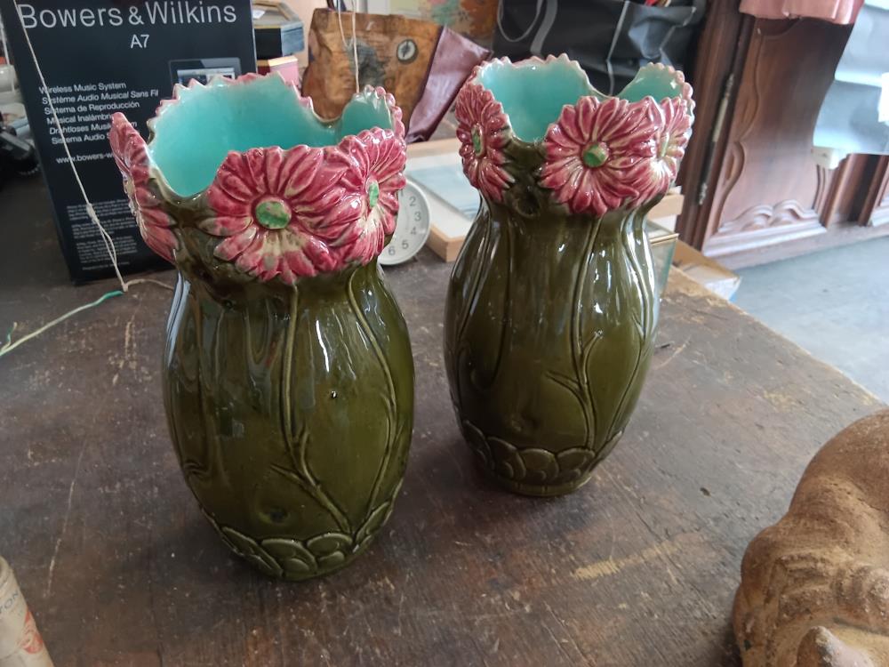 PAIRE DE VASES BARBOTINE 