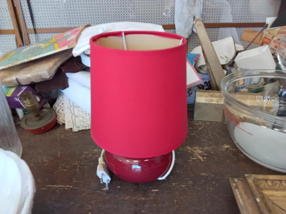 LAMPE ROUGE 