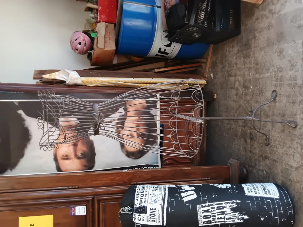 MANEQUIN METAL