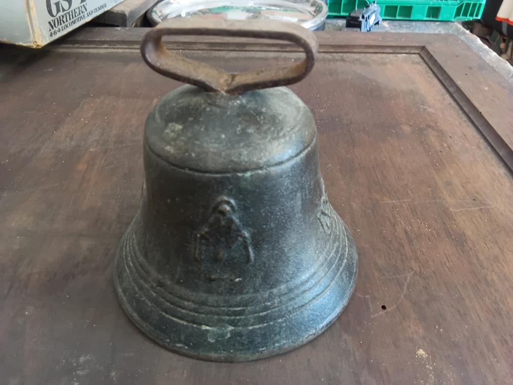 CLOCHE RELIGIEUSE