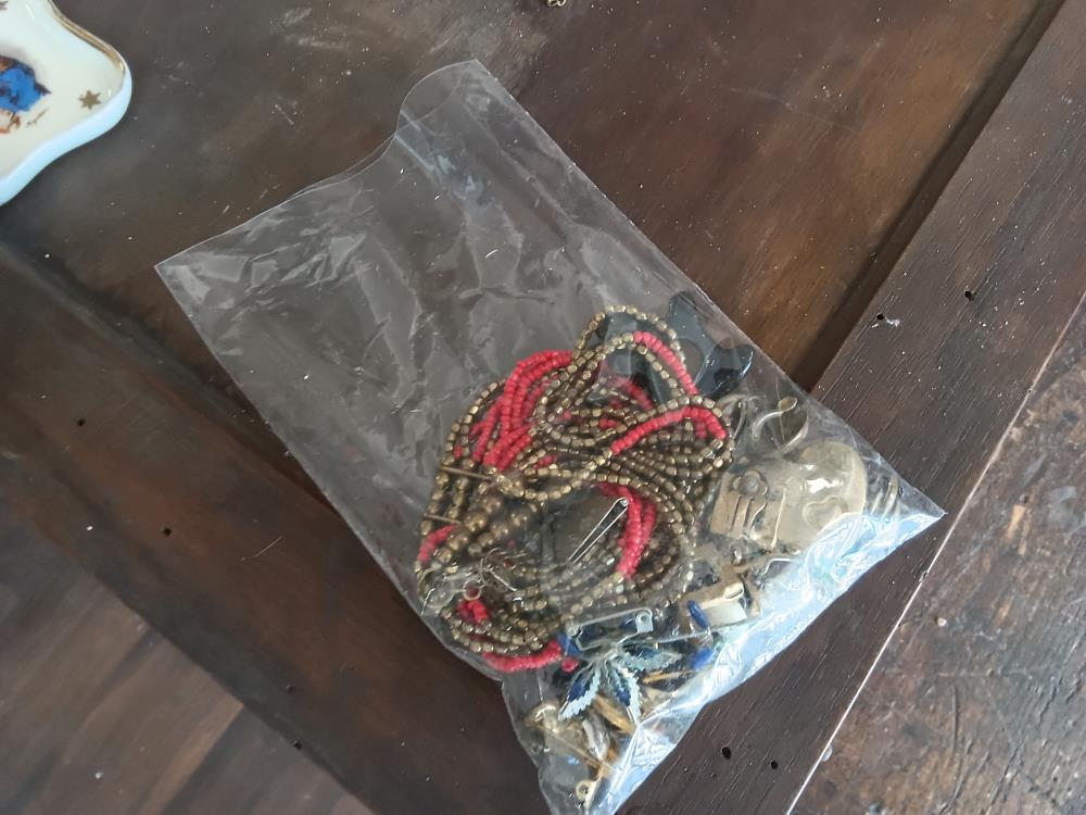 LOT BIJOUX