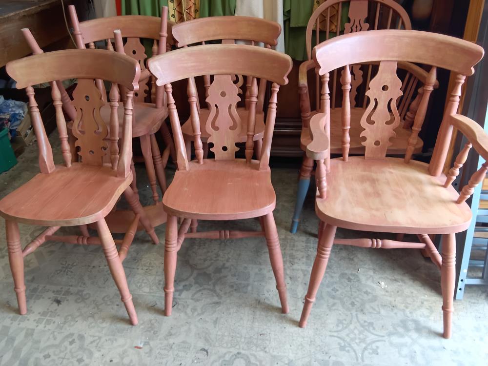 7 CHAISES ET FAUTEUILS