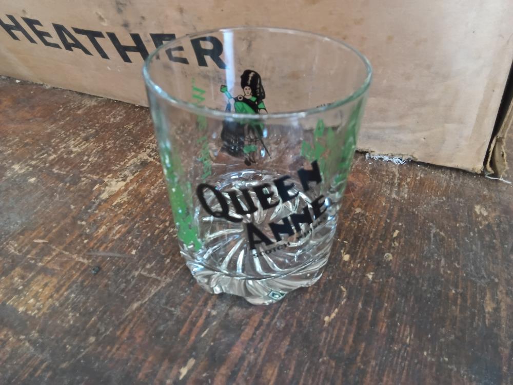 VERRE QUEEN ANNE