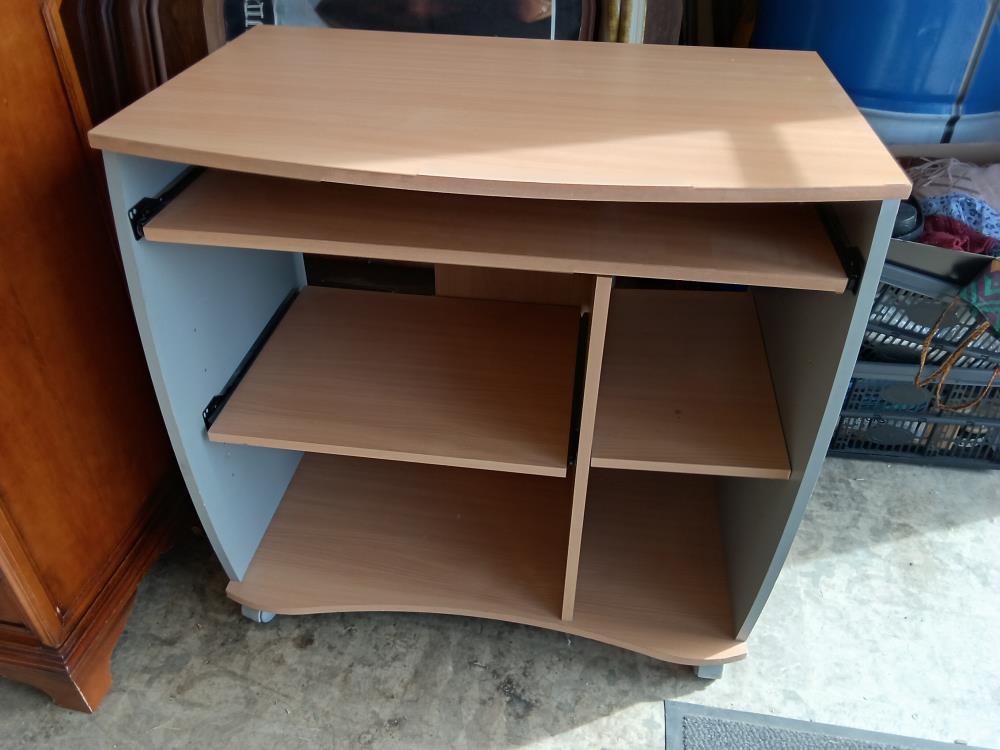 MEUBLE INFORMATIQUE