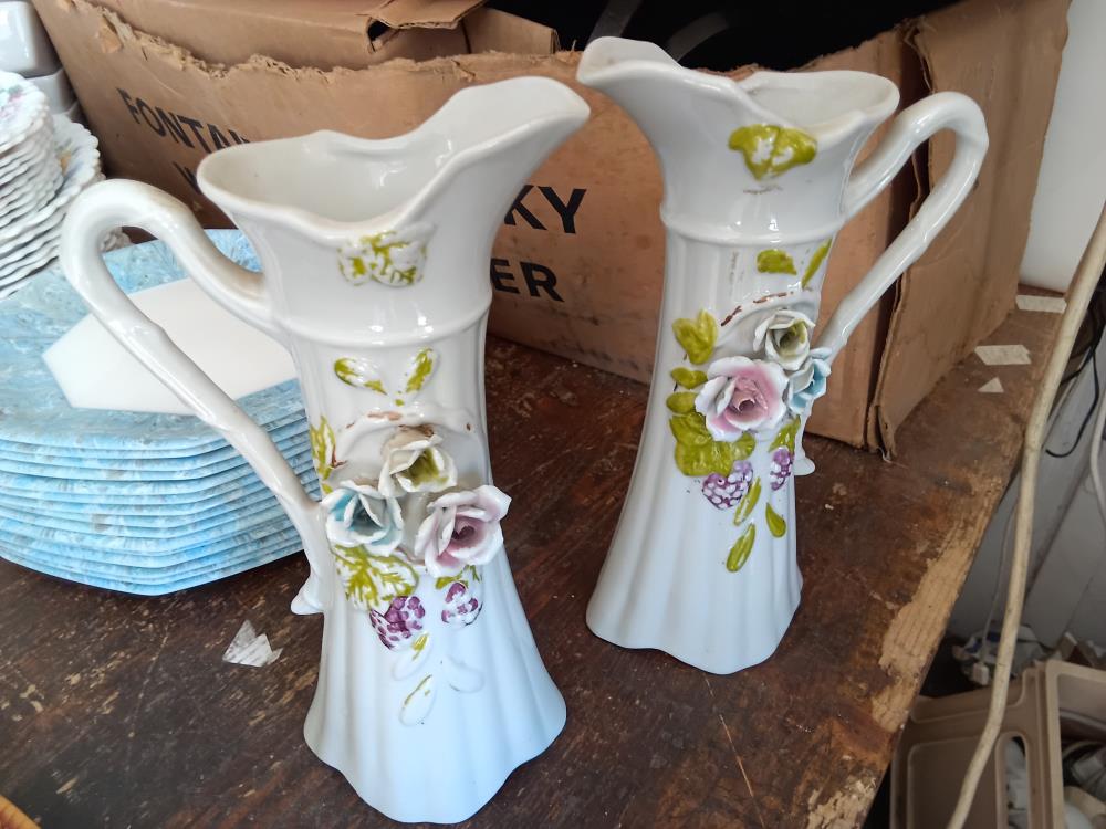 VASE FACON AIGUIERE