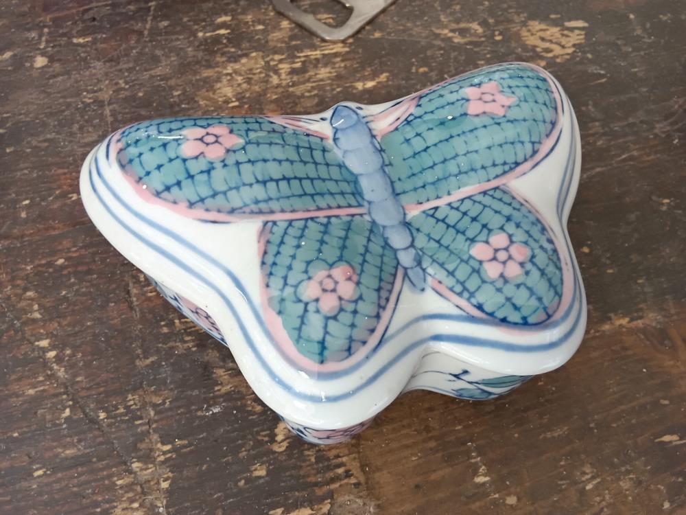 BOITE PAPILLON