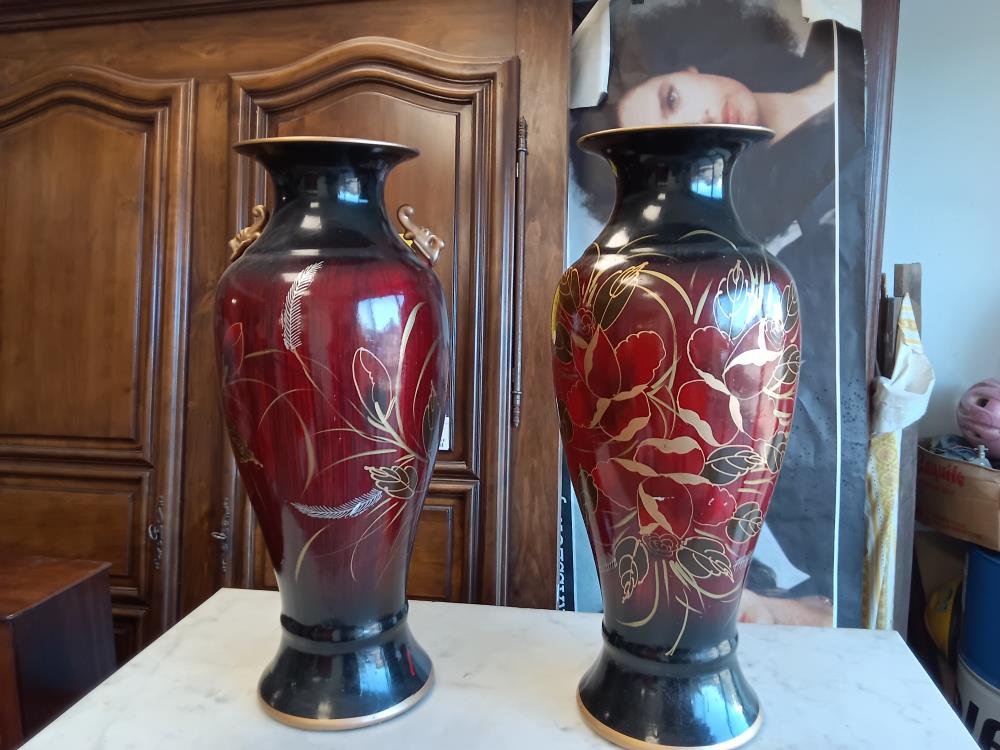 GRAND VASE ROUGE ET NOIR