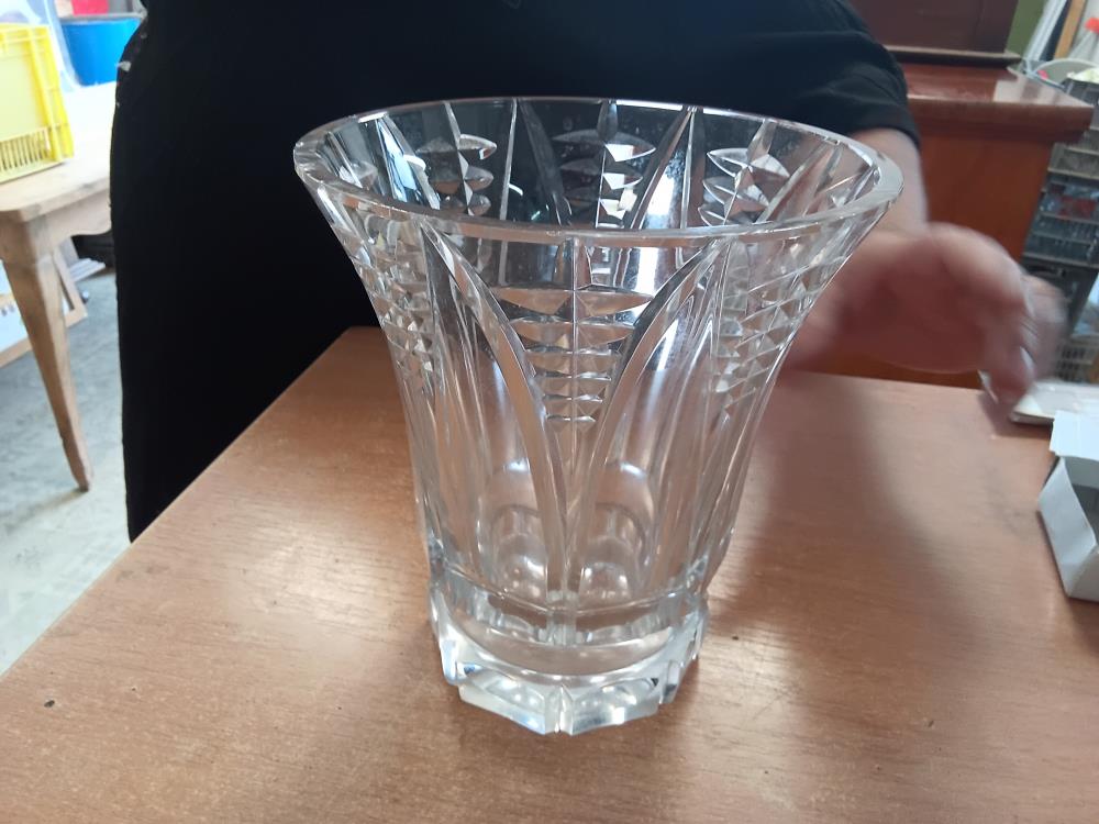 VASE ST LOUIS 